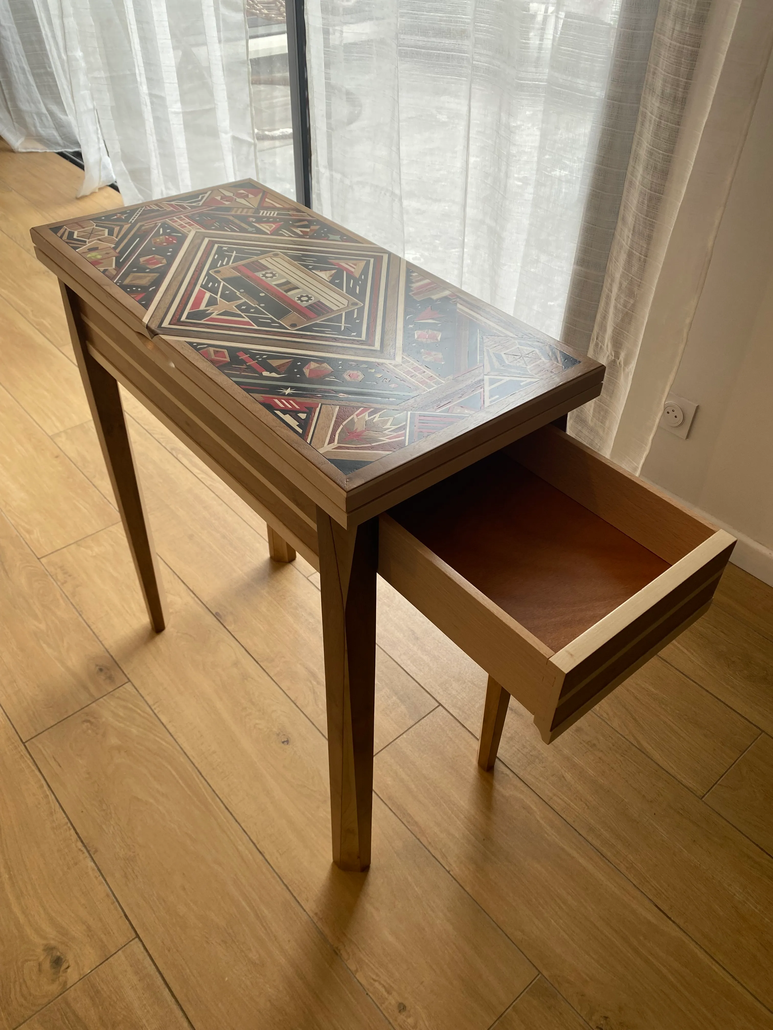 Table Guardian — plateau ouvert